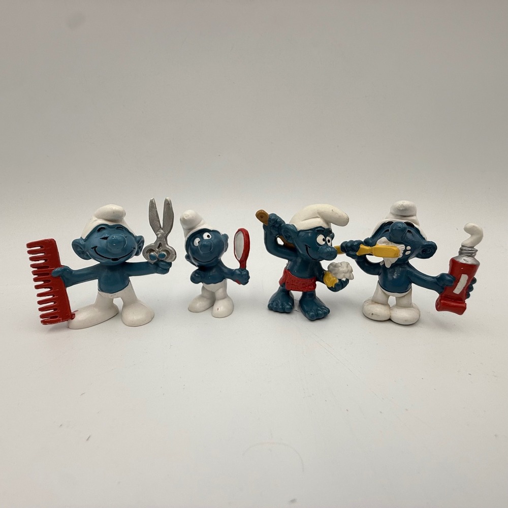 Vintage Schleich Peyo Smurfs PVC Figurine Lot Grooming Barber Toothbrush 4pc